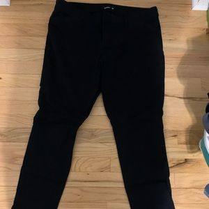 Old Navy black Pixie pants worn twice. EUC